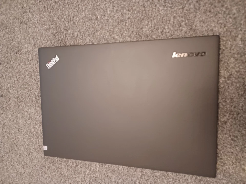 Lenovo ThinkPad X1 Carbon · i7-4600U · 8GB · 256GB, photo 1 of 5