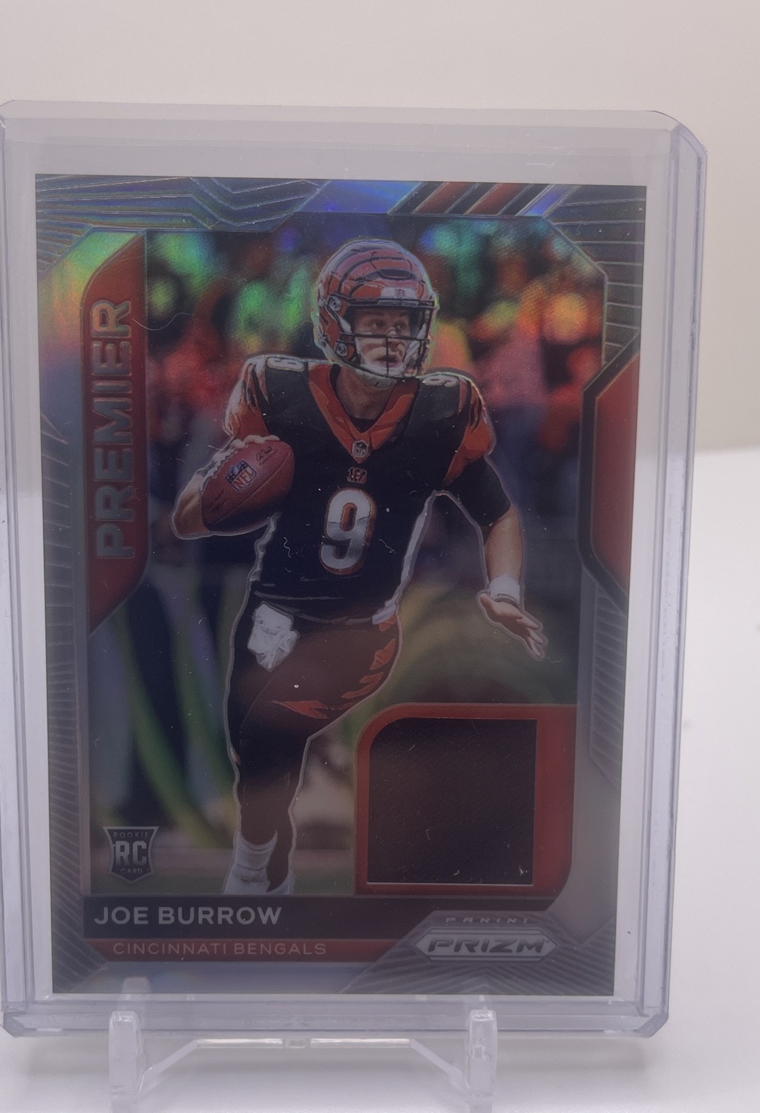 2020 Panini Prizm - Premier Jerseys Joe Burrow #1 (MEM, RC)