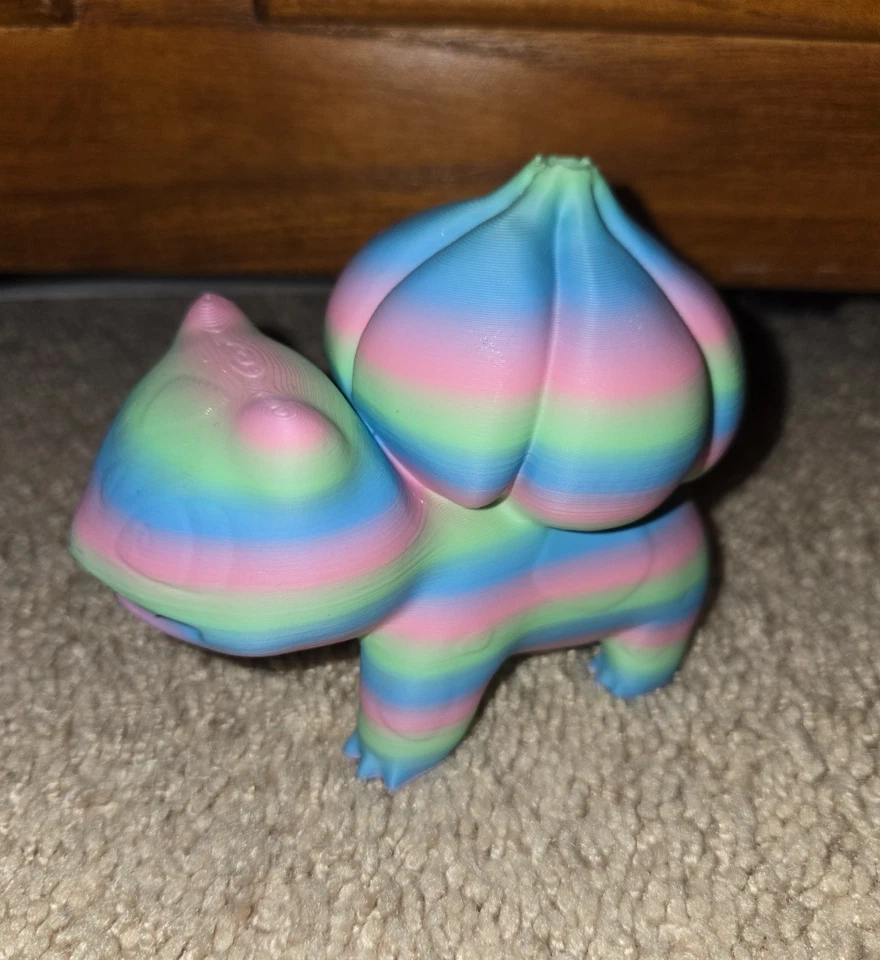 Figura Pokemon Bulbasaur personalizada impresa en 3D Foto 2 de 4