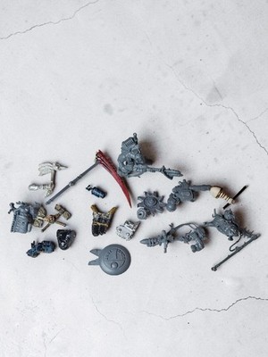  lot Warhammer 40K Orks Ork Boyz Rokkit Launcha Bits And Othe Typs Of Parts 