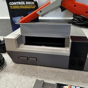Nintendo NES Entertainment System Video Game Console Action Set - Fully Working