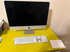 iMac 21.5 2013. Used. Keyboard & Mouse Pad Included.