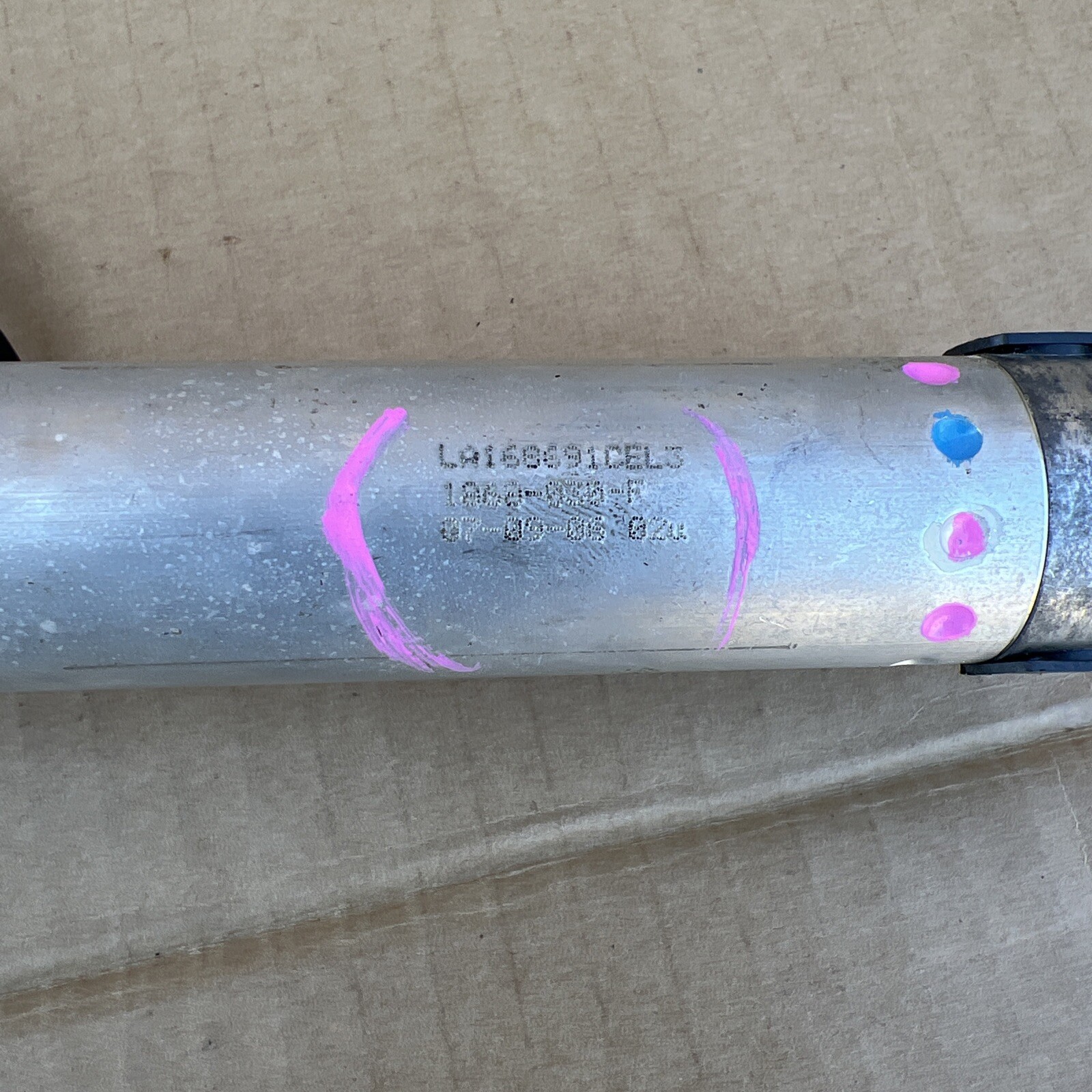 20062009 Pontiac G6 Convertible Hard Top Trunk Hydraulic Cylinders