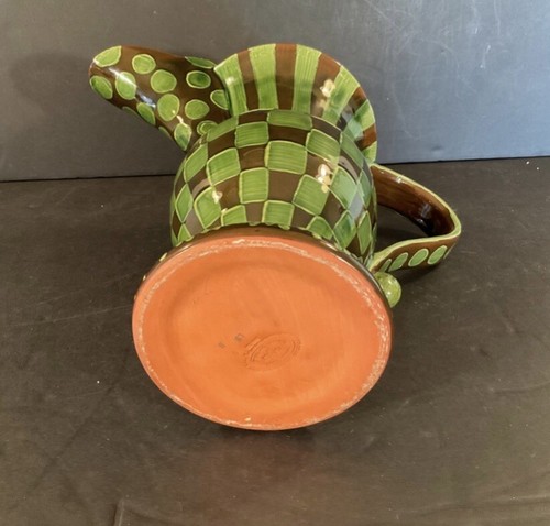 New MacKenzie Childs Wittika Large Gorgeous Green Pickle Pitcher Display - Picture 4 of 5