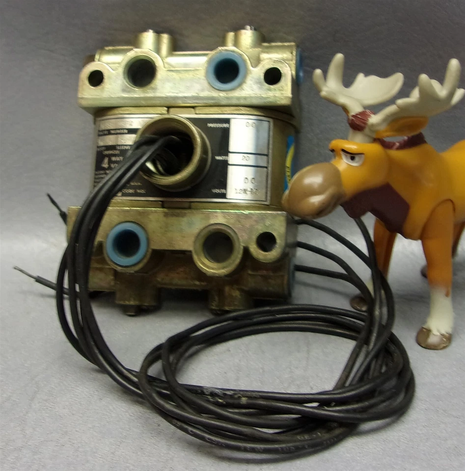 Skinner V935-DEF2-100 4-Way Valve 12VDC 20 Watts 100 psi 12 VDC - Image 2 of 4