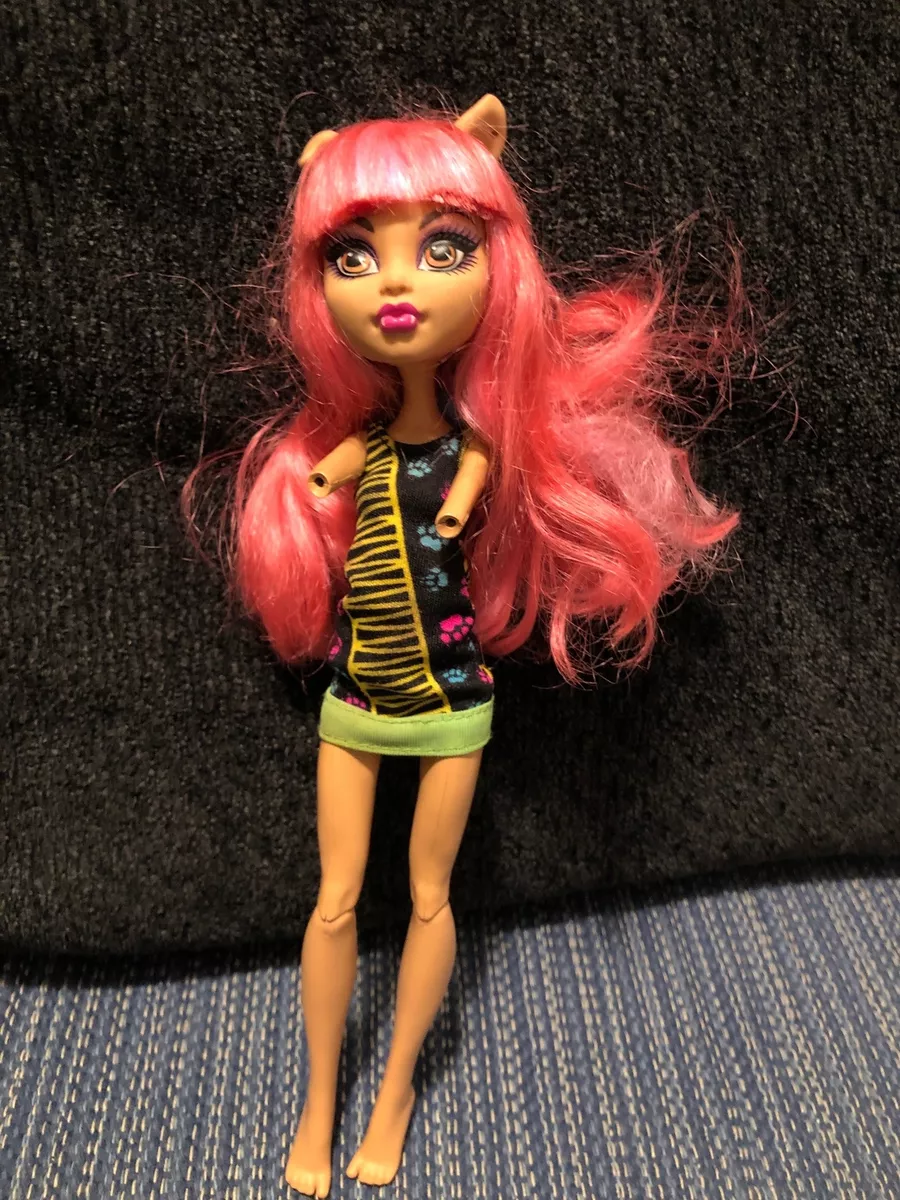 Boneca monster high 13 desejos howleen wolf mattel