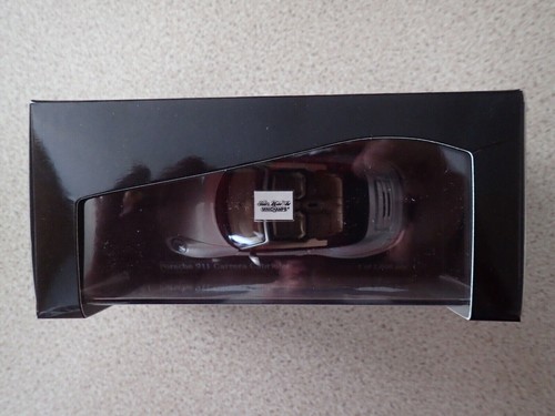 Minichamps 1:43 410 060231 Porsche 911 Carrera Cabriolet 2012 Silver Undisplayed - Picture 8 of 12