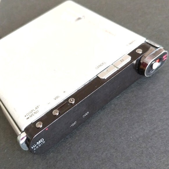 SONY ソニー MDウォークマン MDプレーヤー NetMD MZ-RH1 SONY MZ-RH1 Net MD WALKMAN Hi-MD Silver with accessories For