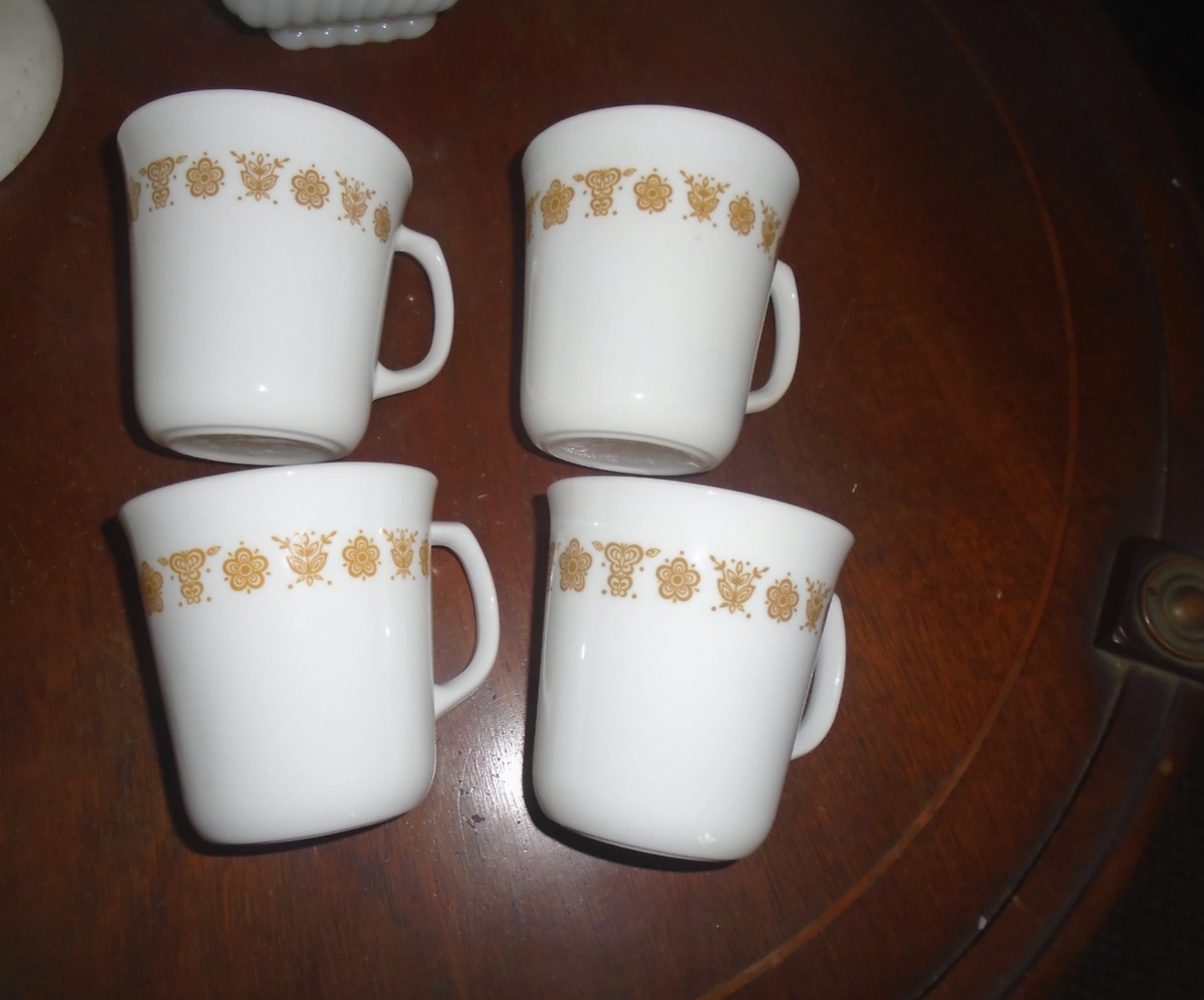 4 Corelle Coffee Cups/Mugs/Corning/Butterfly Gold Set