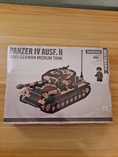 Brickmania Panzer IV Ausf. H - German Medium Tank *NEW*