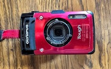 Olympus Stylus TG-2 Tough Red Digital Camera 12MP 4x Zoom Fast F2.0 Exc  