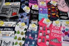 SOCK EXPRESSIONS 4 PAIR LADIES LOW CUT SOCKS FITS 4-10 CHOOSE 