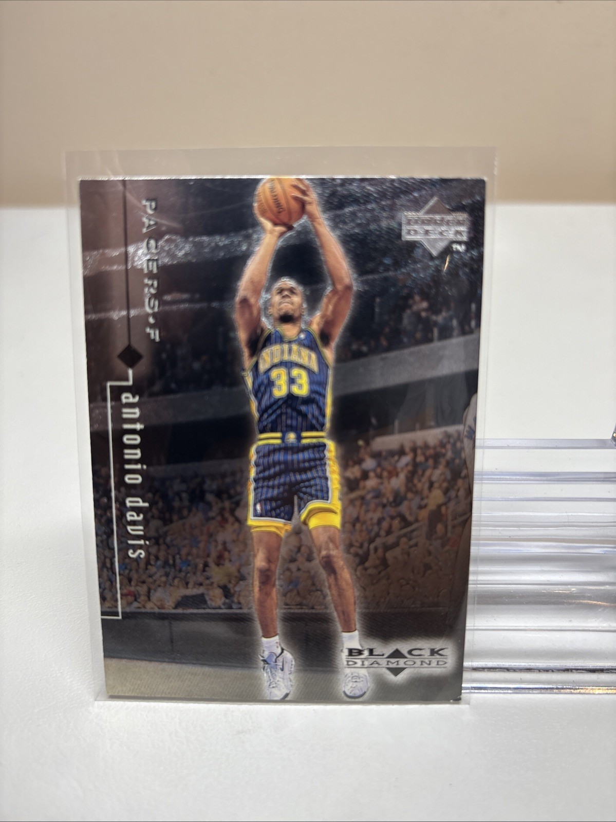 Antonio Davis 1998-99 Upper Deck Black Diamond #41 BASKETBALL Card