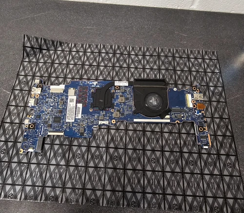 HP EliteBook x360 1030 G2 - i5-7300U 8GB RAM - MOTHERBOARD UNLOCKED