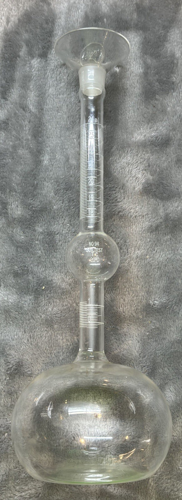 No. 94 Soil Test T.C. 20 C Lab Glassware with Glass Stopper Free Shipping
