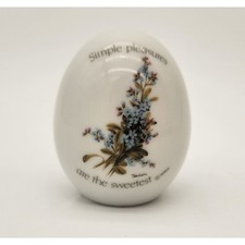 Holly Hobbie Vintage Porcelain Egg "Simple Pleasures Are The Sweetest" Signed