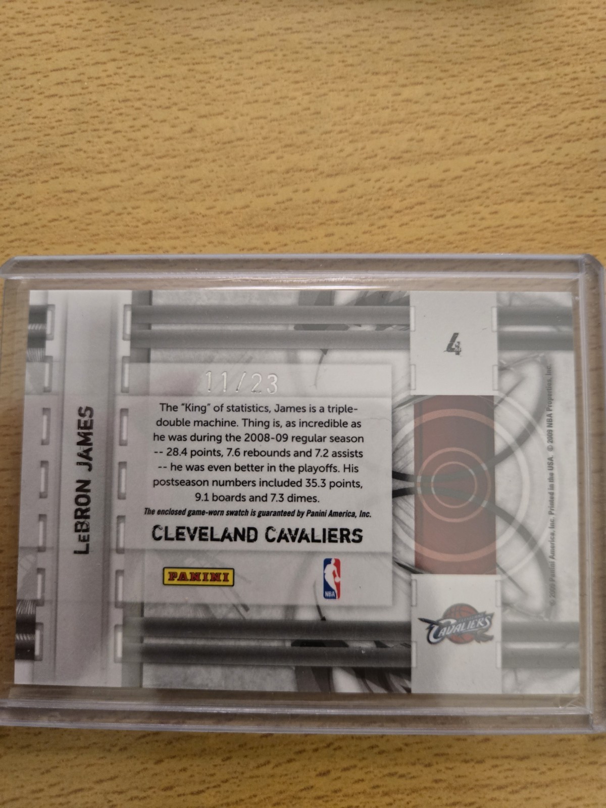 2009-10 Donruss Elite Prime Targets #4 Lebron James Game Used Jersey Patch /23 view 5