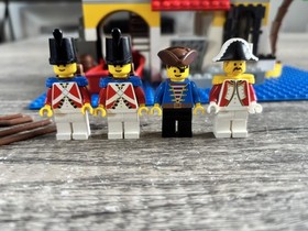 LEGO Set # 6263 Pirates: Imperial Guards Outpost 100% Complete