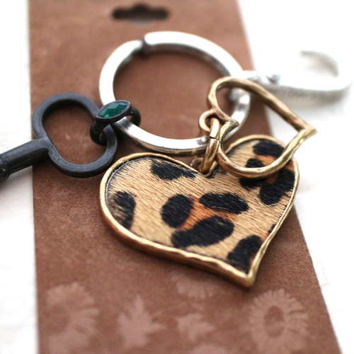 NWT LUCKY BRAND Ocelot Leopard Hearts Key Mix Charm Keychain Key ring FOB NEW - Picture 2 of 5