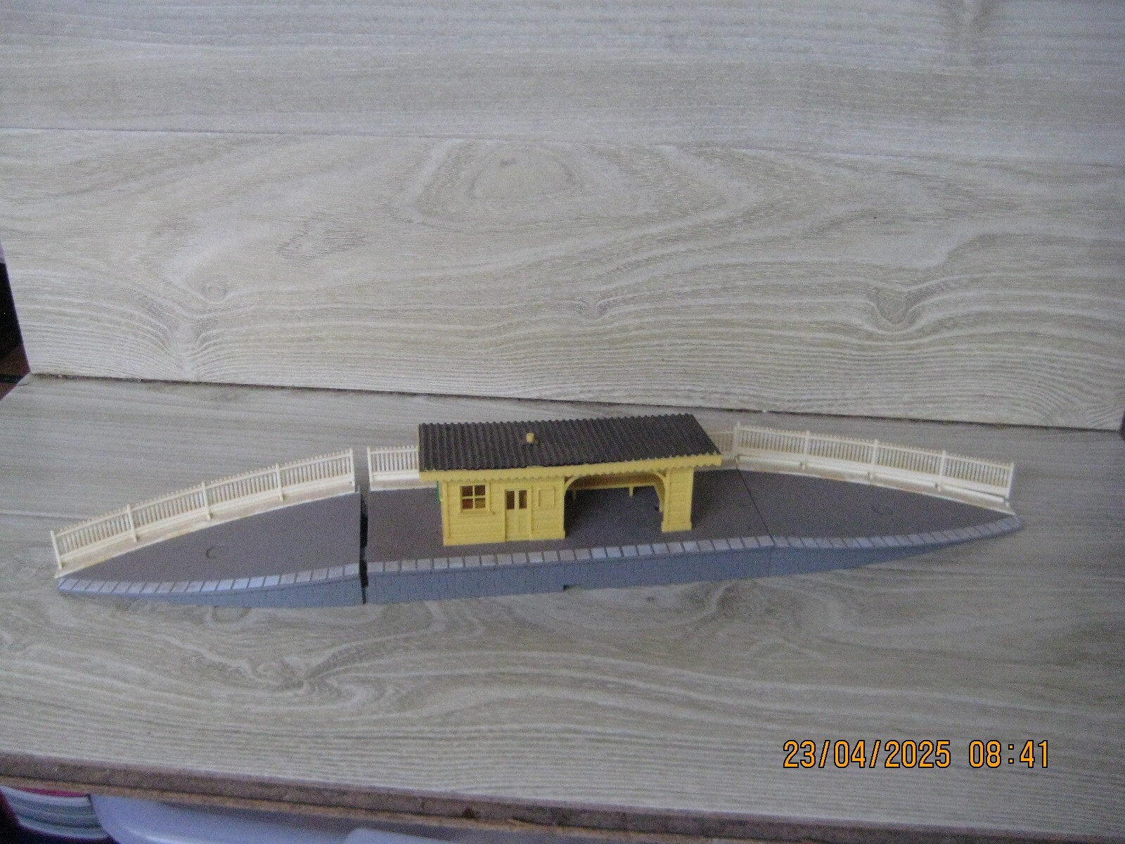 Picture 1 of 2
