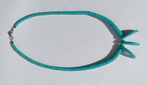 Collana Navajo Con Fiore Di Zucca Turchese E Perle - Stile