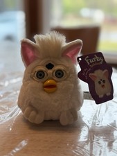 Vintage Furby Buddies 1999 Love Hug Tiger Electronics LTD Bean Bag Plush 70-720