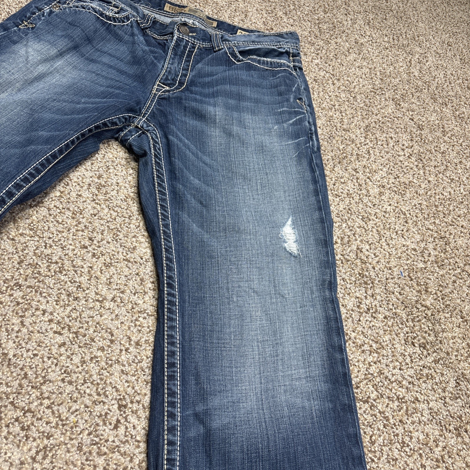 BKE Buckle Jeans Men 33 X 31 Justin Bootcut Classic Relaxed Denim Distressed - View 14