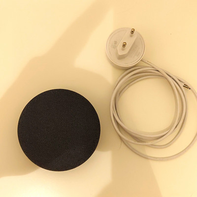 Google Nest Mini Smart Lautsprecher schwarz, Google Assistant, WLAN