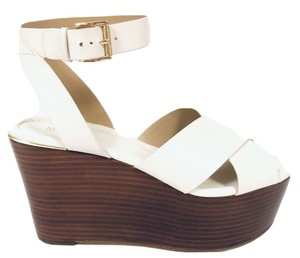 abbott wedge michael kors