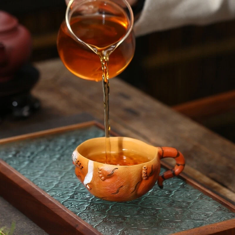 Taza de té hecha a mano diseño de tigre real Yixing Zisha taza maestra de arcilla con mango nueva Foto 4 de 4