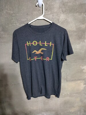 Hollister Men T-shirt Medium?~ F3