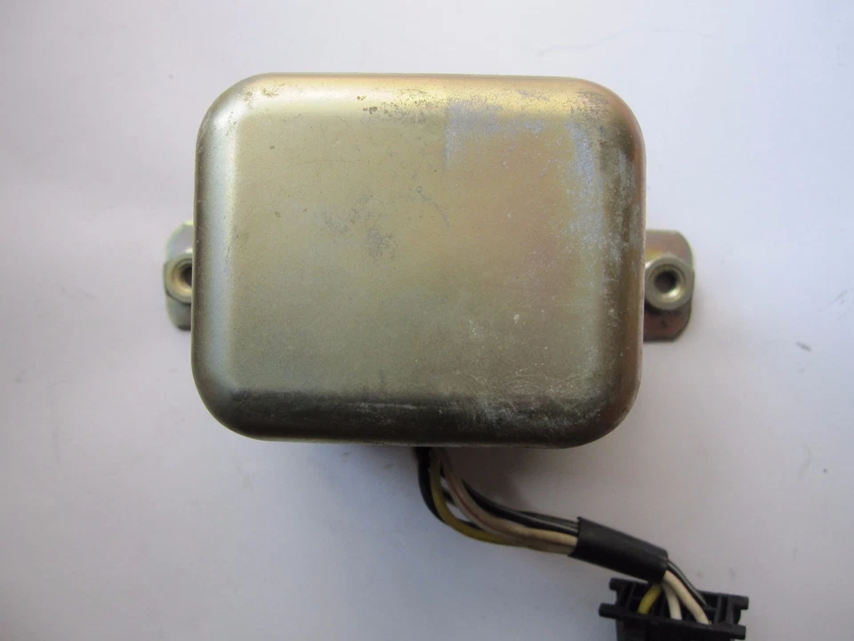 REGULADOR DE VOLTAJE DATSUN 710 610 B210 810 200SX Foto 3 de 4