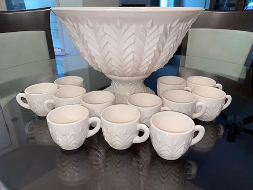 Vintage Jeannette Shell Pink Punch Set 12 Cups Ladle