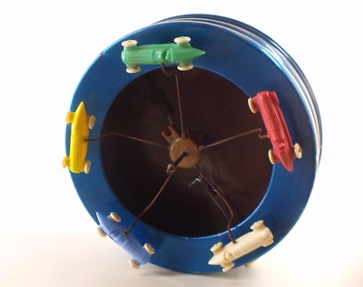 Circuit Voitures F1 Ancien – Jouet à Tirette Tôle Français Diamètre 24 Cm