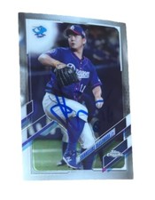 Shinnosuke Ogasawara NATIONALS Baseball Autographed 2021 Topps Chrome Card