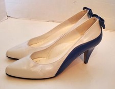 Vintage White Blue Leather HIgh Heel Shoes Back Bow Feather Flex Cerville 7 1/2B