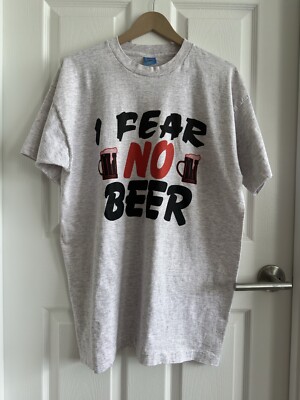 Vintage Fruit of the Loom I fear No Beer graphic shirt size XL