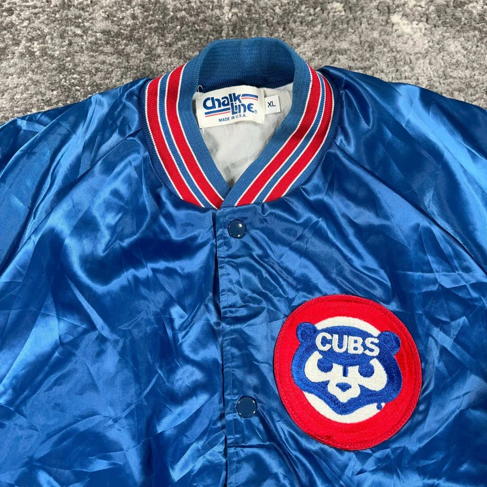 Chaqueta De Colección Chicago Cubs Para Hombres XL Azul Tiza Satinado Bombardero Hecha en EE. UU. Años 90 Foto 2 de 4