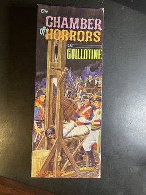 Aurora Chamber of Horrors Guillotine 800-1.00  1964 Rare Price Variant
