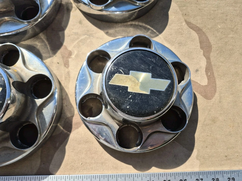 (4) OEM 1994-1998 Chevrolet C10-30 Pickup Van Suburban Tahoe Chrome Center Caps - Image 3 of 4