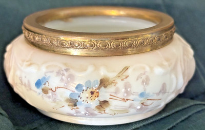 Antique WAVECREST TRINKET BOX C.F. Monroe PIN DISH Brass Collar