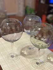 Set Of 3 Mikasa Cheers Pastel Large Balloon Wine Glasses Etched 9 1/2” 