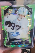 2019 Panini Prizm - Rookies Foster Moreau #372 Neon Green Pulsar Autographs  RC)