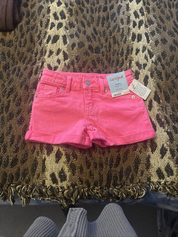 NEW GIRLS CAT & JACK NEON PINK JEAN SHORTS SIZE XS 4-5