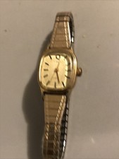 Works Timex Q Quartz Gold Tone Ladies Vintage 1980s Watch England Dial 17mm 6.5”