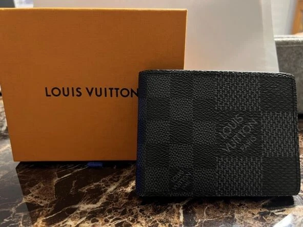 Louis Vuitton 2021 Men's Multiple Wallet Damier Graphite 3D Canvas