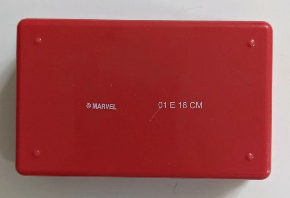 Caja de aparejos de plástico pequeña Shakespeare Marvel Ultimate Spider-Man (plástico) Foto 2 de 4