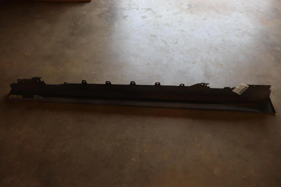 2017-2020 BMW 430I F36 PAINEL DE MOLDAGEM BALANCIM LATERAL ESQUERDO DO MOTORISTA PRATA GELEIRA FABRICANTE DE EQUIPAMENTO ORIGINAL - Imagem 3 de 4