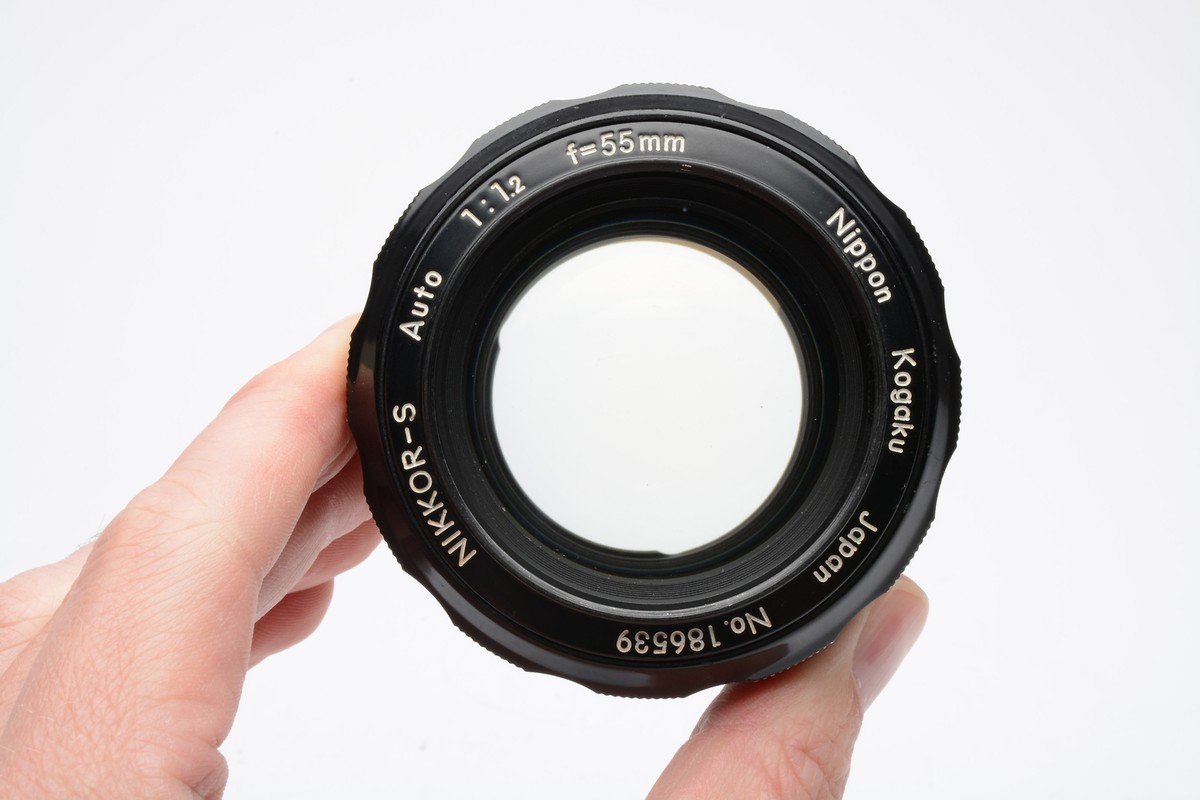 Nikon Nikkor-S 55mm f1.2 Non-AI lens, very clean & sharp