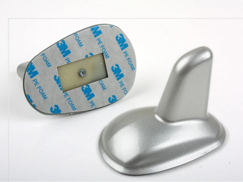 ANTENA FICTICIA AÉREA ALETA TIBURÓN ESTILO MERCEDES-BENZ PINTADA PLATA c63 c32 AMG Foto 2 de 3